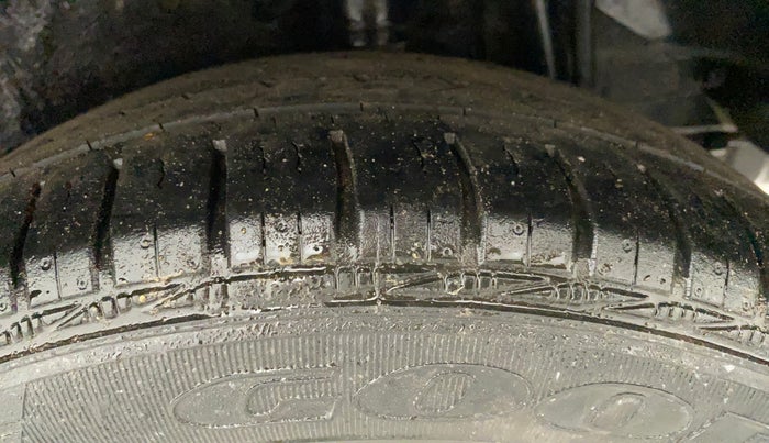 2018 Tata Zest XE PETROL, CNG, Manual, 57,554 km, Left Rear Tyre Tread