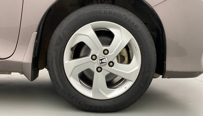 2016 Honda City V MT PETROL, Petrol, Manual, 85,175 km, Right Front Wheel