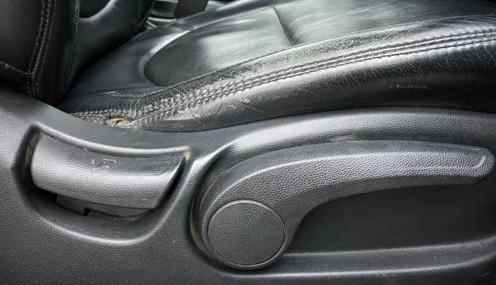 2019 Hyundai Creta 1.6 VTVT SX AUTO, Petrol, Automatic, 23,319 km, Driver Side Adjustment Panel