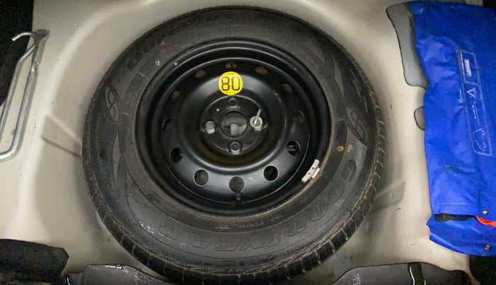 2015 Maruti Swift Dzire ZDI, Diesel, Manual, 1,07,296 km, Spare Tyre
