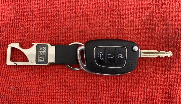 2017 Hyundai Elite i20 ASTA 1.2, Petrol, Manual, 38,071 km, Key Close Up