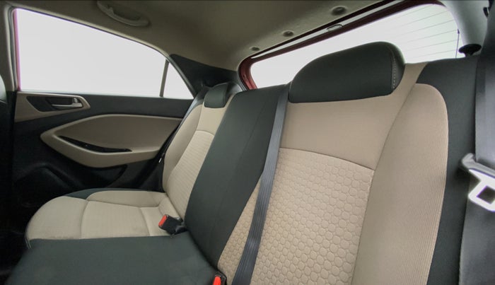 2017 Hyundai Elite i20 ASTA 1.2, Petrol, Manual, 38,071 km, Right Side Rear Door Cabin
