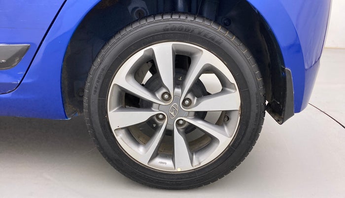 2017 Hyundai Elite i20 ASTA 1.2 (O), Petrol, Manual, 23,426 km, Left Rear Wheel
