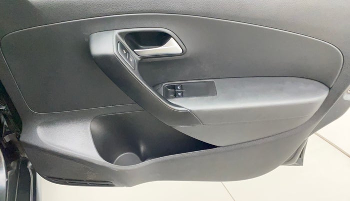 2017 Volkswagen Polo TRENDLINE 1.2L PETROL, Petrol, Manual, 63,020 km, Driver Side Door Panels Control