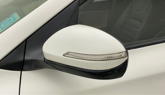 2015 Hyundai Elite i20 SPORTZ 1.2, Petrol, Manual, 39,402 km, Left rear-view mirror - Indicator light has minor damage