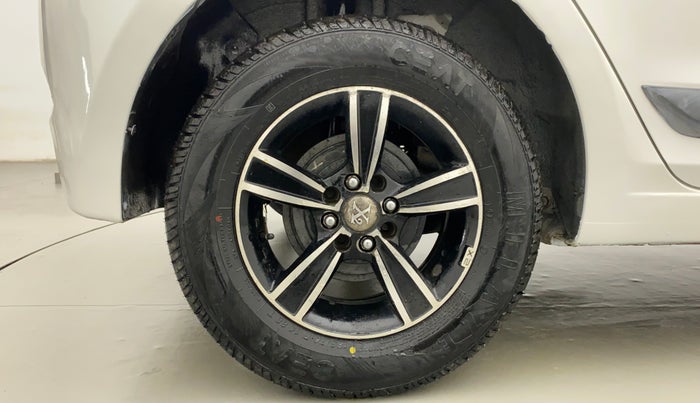 2015 Hyundai Elite i20 SPORTZ 1.2, Petrol, Manual, 39,402 km, Right Rear Wheel