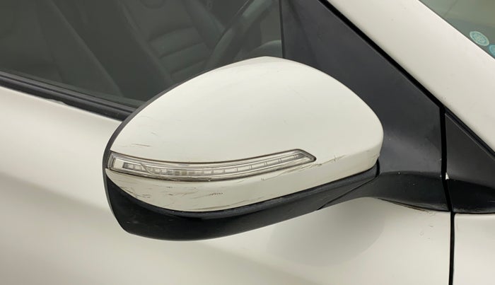 2015 Hyundai Elite i20 SPORTZ 1.2, Petrol, Manual, 39,402 km, Right rear-view mirror - Minor scratches