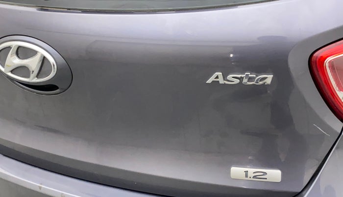 2013 Hyundai Grand i10 ASTA 1.2 KAPPA VTVT, Petrol, Manual, 23,886 km, Dicky (Boot door) - Minor scratches