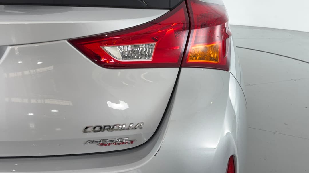 2015 Toyota Corolla Ascent Sport, Automatic, 70605 km, Badge (Boot Right Side)