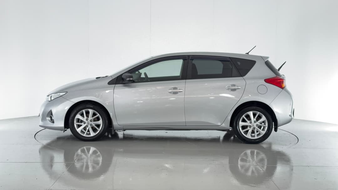 2015 Toyota Corolla Ascent Sport, Automatic, 70605 km, Left Side View