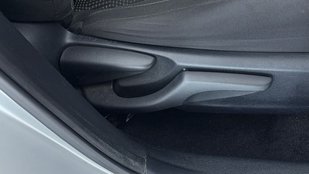 2015 Toyota Corolla Ascent Sport, Automatic, 70605 km, Drivers Side Adjustment Panel