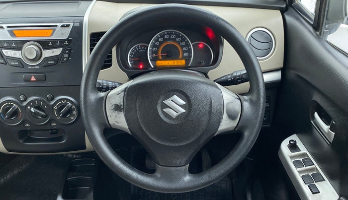 2014 Maruti Wagon R 1.0 VXI, Petrol, Manual, 81,983 km, Steering Wheel Close Up
