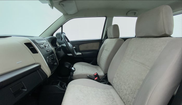 2014 Maruti Wagon R 1.0 VXI, Petrol, Manual, 81,983 km, Right Side Front Door Cabin