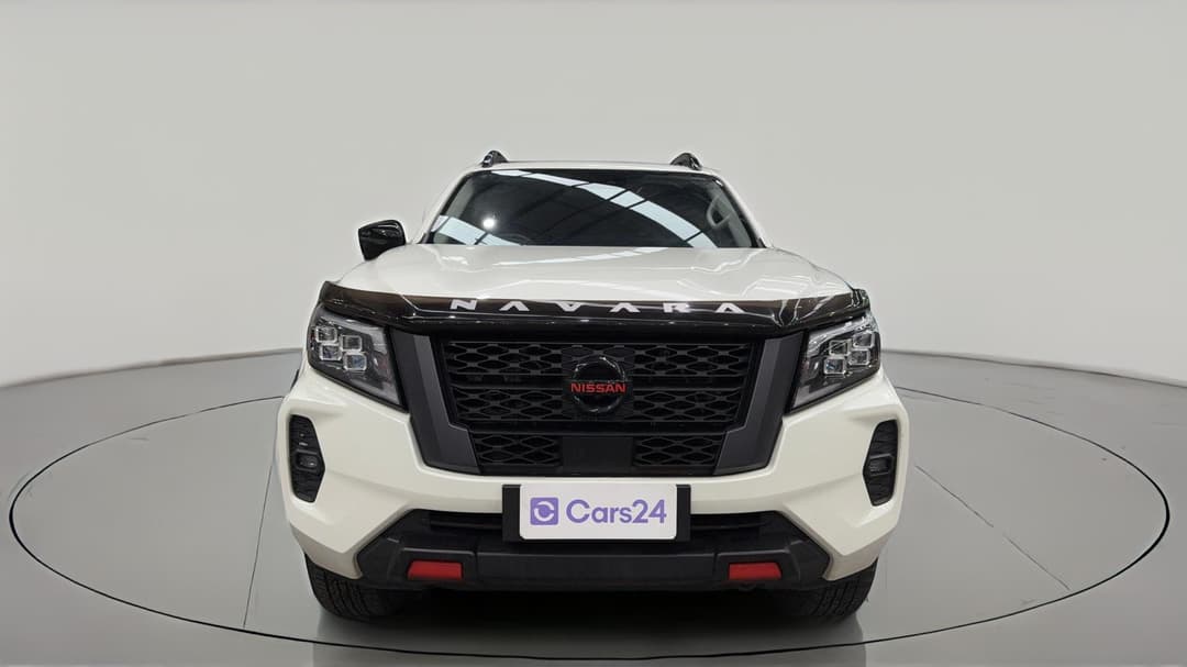 2024 Nissan Navara Pro-4x (4x4), Automatic, 23591 km, Front View