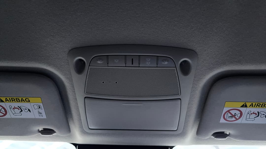 2024 Nissan Navara Pro-4x (4x4), Automatic, 23591 km, On-Roof Controls/Sunglass holder