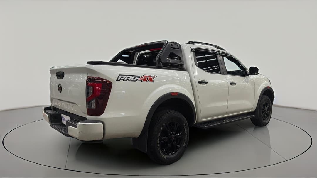 2024 Nissan Navara Pro-4x (4x4), Automatic, 23591 km, Right Back Diagonal (45- Degree) View