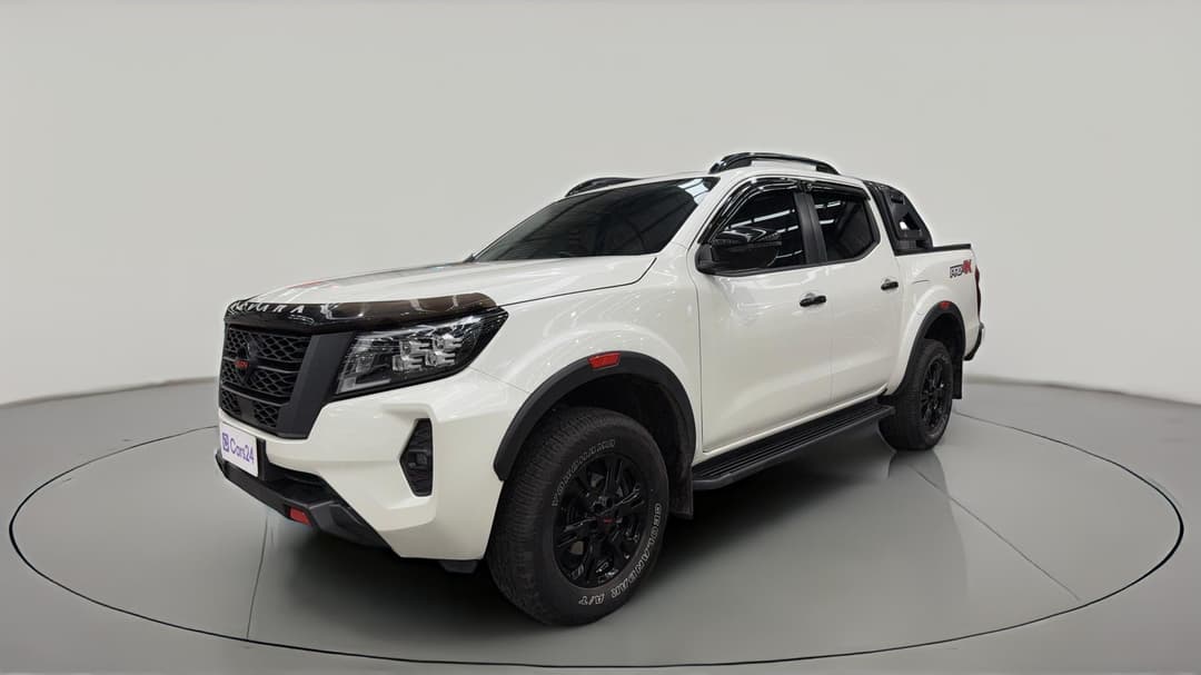 2024 Nissan Navara Pro-4x (4x4), Automatic, 23591 km, Left Front Diagonal (45- Degree) View
