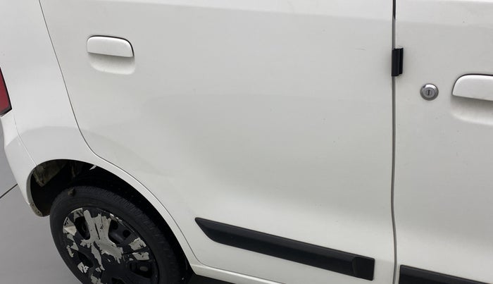 2018 Maruti Wagon R 1.0 VXI, Petrol, Manual, 33,722 km, Right rear door - Slightly dented