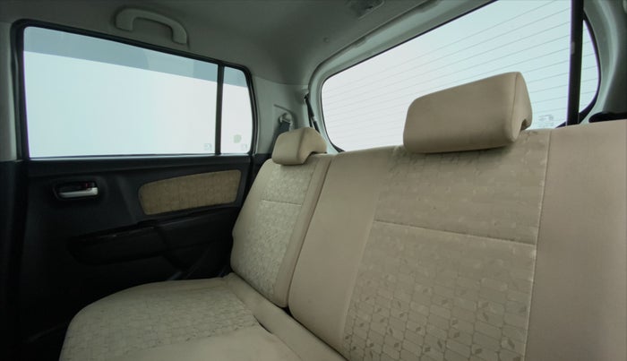 2018 Maruti Wagon R 1.0 VXI, Petrol, Manual, 33,722 km, Right Side Rear Door Cabin