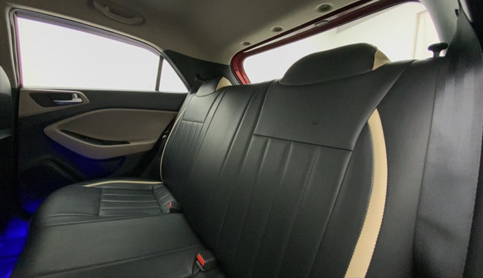 2019 Hyundai Elite i20 MAGNA PLUS 1.2, Petrol, Manual, 9,311 km, Right Side Rear Door Cabin