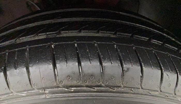2019 Hyundai Elite i20 MAGNA PLUS 1.2, Petrol, Manual, 9,311 km, Left Front Tyre Tread