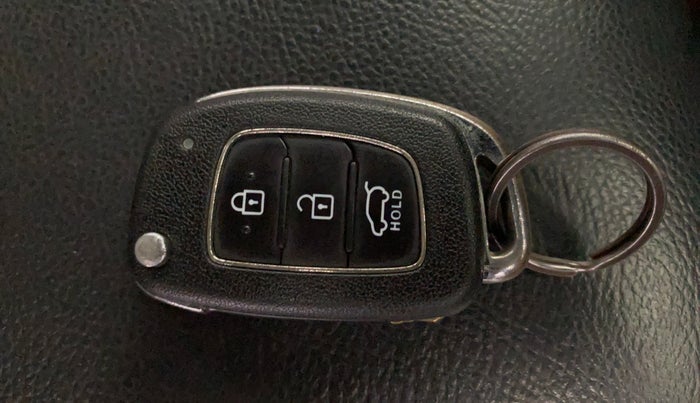2017 Hyundai Creta E PLUS 1.4 DIESEL, Diesel, Manual, 91,883 km, Key Close Up