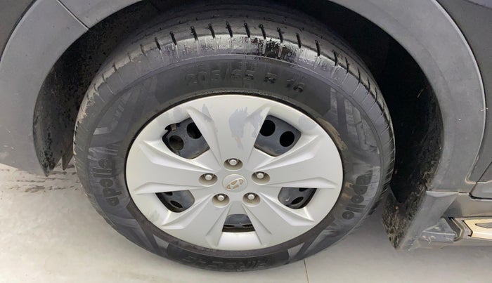 2017 Hyundai Creta E PLUS 1.4 DIESEL, Diesel, Manual, 91,883 km, Left Front Wheel