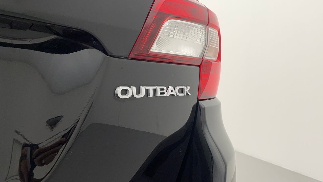 2015 Subaru Outback 2.5i  Awd, Automatic, 131612 km, Badge (Boot Right Side)
