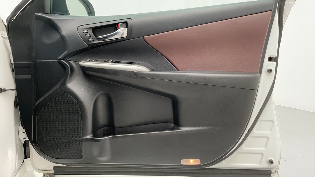 2017 Toyota Aurion Sportivo, Automatic, 85986 km, Speaker View