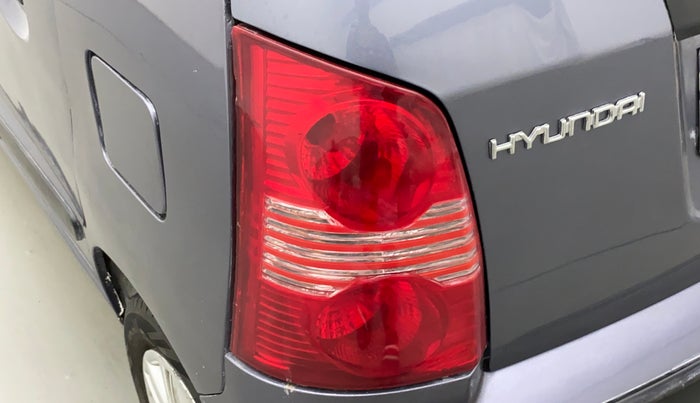 2011 Hyundai Santro Xing GLS, Petrol, Manual, 73,091 km, Left tail light - Minor scratches