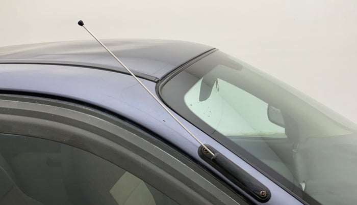 2011 Hyundai Santro Xing GLS, Petrol, Manual, 73,091 km, Roof - Antenna has minor damage