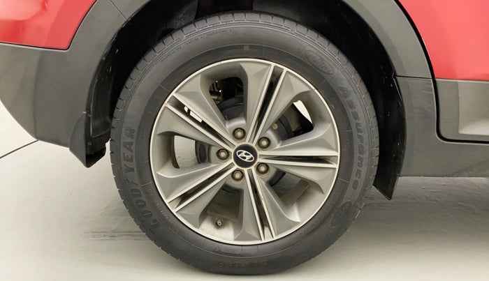 2016 Hyundai Creta SX PLUS AT 1.6 PETROL, Petrol, Automatic, 90,683 km, Right Rear Wheel