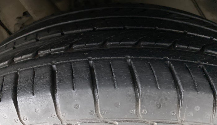 2018 Tata NEXON XM 1.2, Petrol, Manual, 27,135 km, Right Front Tyre Tread