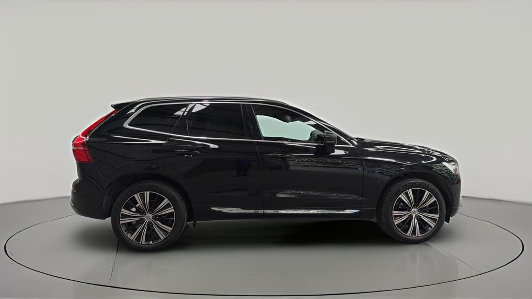 2022 Volvo XC60 B5 Inscription Mhev, Automatic, 42574 km, Right Side View