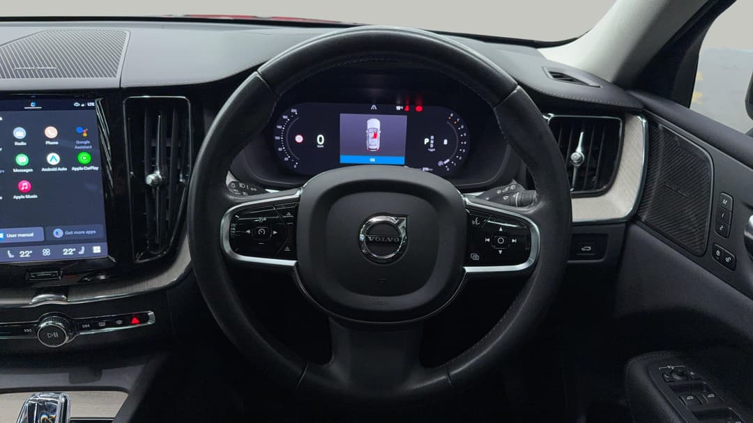 2022 Volvo XC60 B5 Inscription Mhev, Automatic, 42574 km, Steering Wheel Close-up
