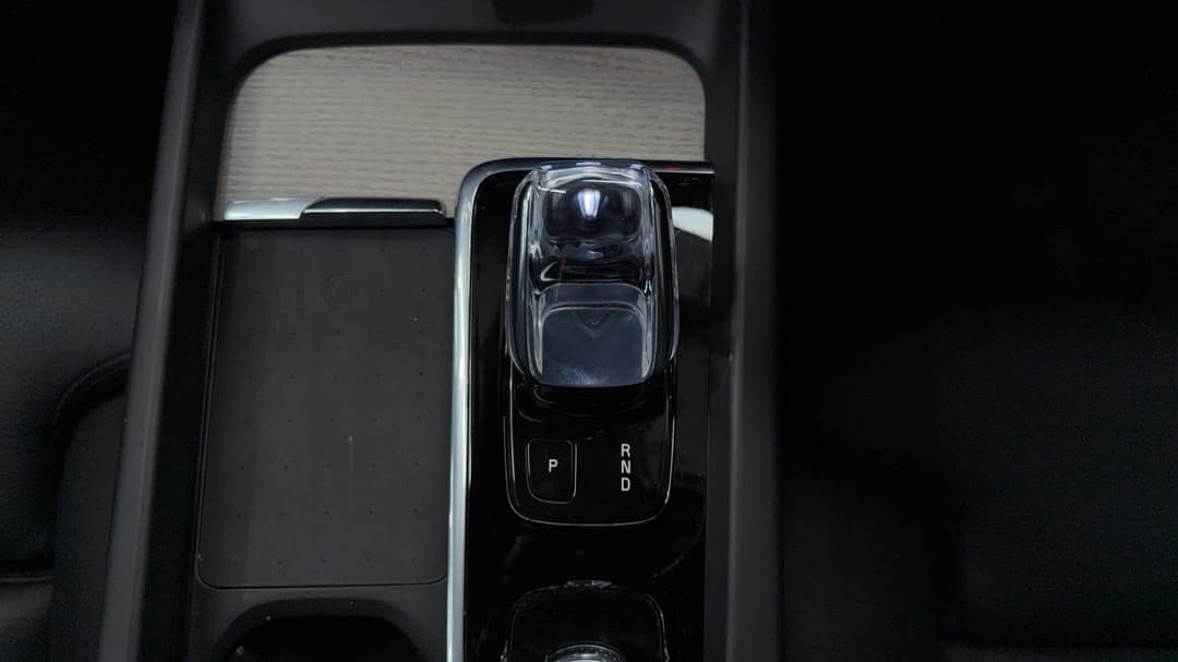 2022 Volvo XC60 B5 Inscription Mhev, Automatic, 42574 km, Gear Lever 