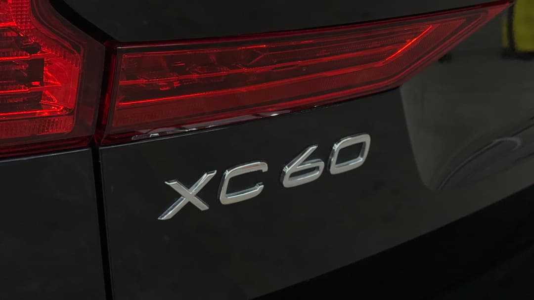 2022 Volvo XC60 B5 Inscription Mhev, Automatic, 42574 km, Badge (Boot Left Side)