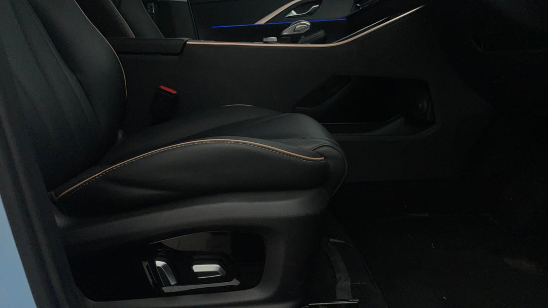 2023 Chery Omoda 5 Ex (high Version), Automatic, 23217 km, Drivers Side Adjustment Panel