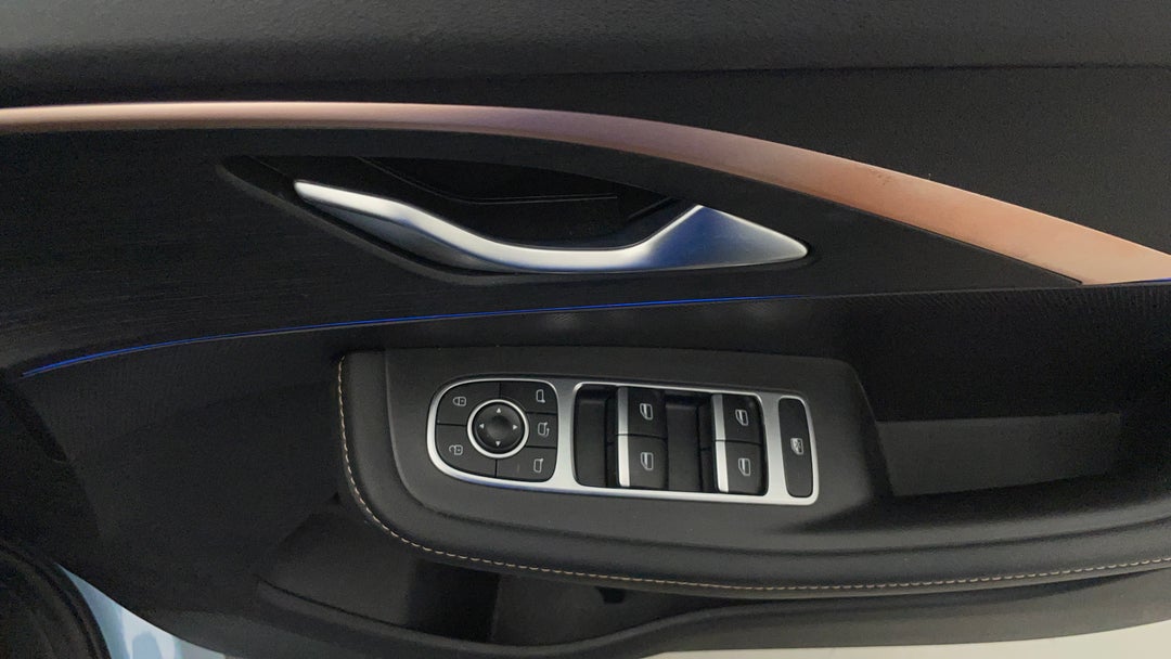 2023 Chery Omoda 5 Ex (high Version), Automatic, 23217 km, Drivers Side Door Panel Controls