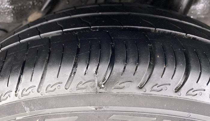 2014 Honda Brio 1.2 S MT I VTEC, Petrol, Manual, 74,434 km, Left Rear Tyre Tread
