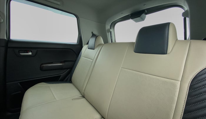 2019 Maruti New Wagon-R ZXI 1.2 old, Petrol, Manual, 31,118 km, Right Side Door Cabin View