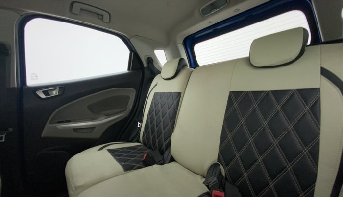 2014 Ford Ecosport 1.5 TREND TDCI, Diesel, Manual, 1,32,170 km, Right Side Rear Door Cabin