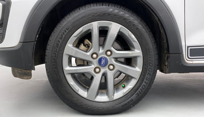 2019 Ford FREESTYLE TITANIUM Plus 1.5 TDCI MT, Diesel, Manual, 90,215 km, Left Front Wheel