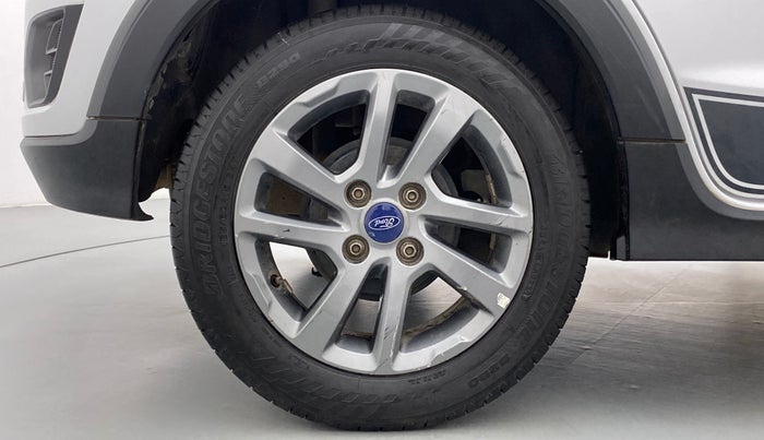 2019 Ford FREESTYLE TITANIUM Plus 1.5 TDCI MT, Diesel, Manual, 90,215 km, Right Rear Wheel