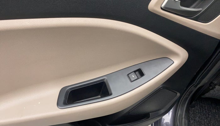 2015 Hyundai Elite i20 ASTA 1.2, Petrol, Manual, 36,602 km, Left rear window switch / handle - Switch/handle not functional