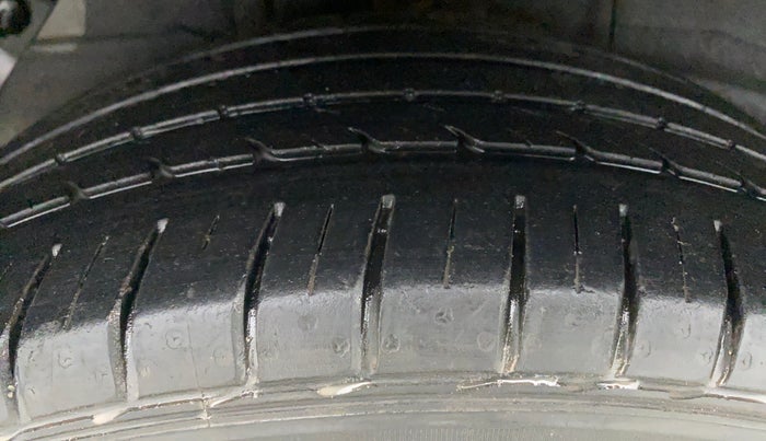 2015 Hyundai Elite i20 ASTA 1.2, Petrol, Manual, 36,602 km, Right Rear Tyre Tread