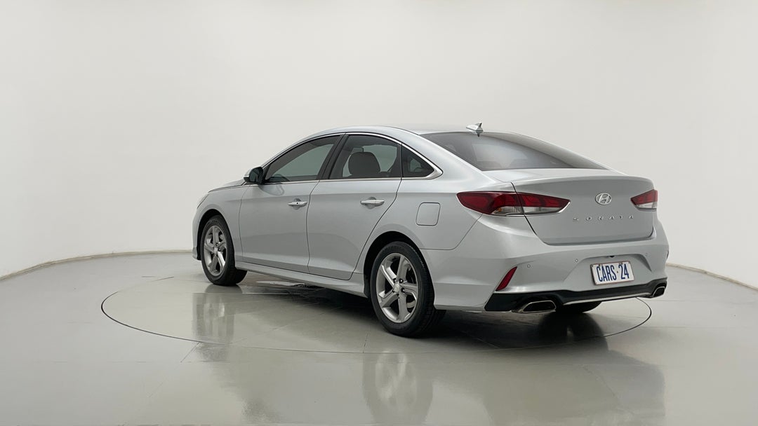 Left Back Diagonal (45- Degree) View