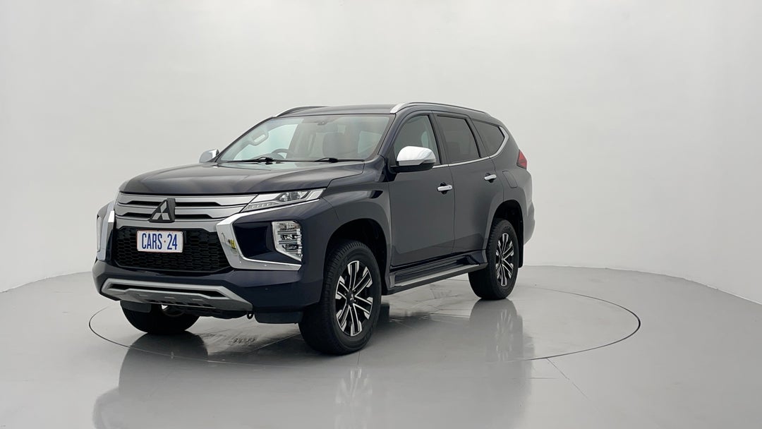 Left Front Diagonal (45- Degree) View