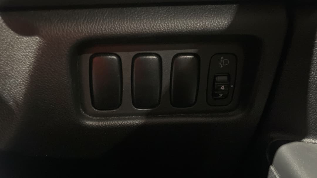 2018 Mitsubishi ASX Es (2WD), Automatic, 99986 km, Utility Switches/Buttons