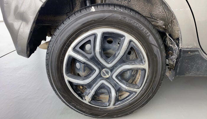 2019 Maruti New Wagon-R 1.0 Lxi (o) cng, CNG, Manual, 1,01,144 km, Right Rear Wheel